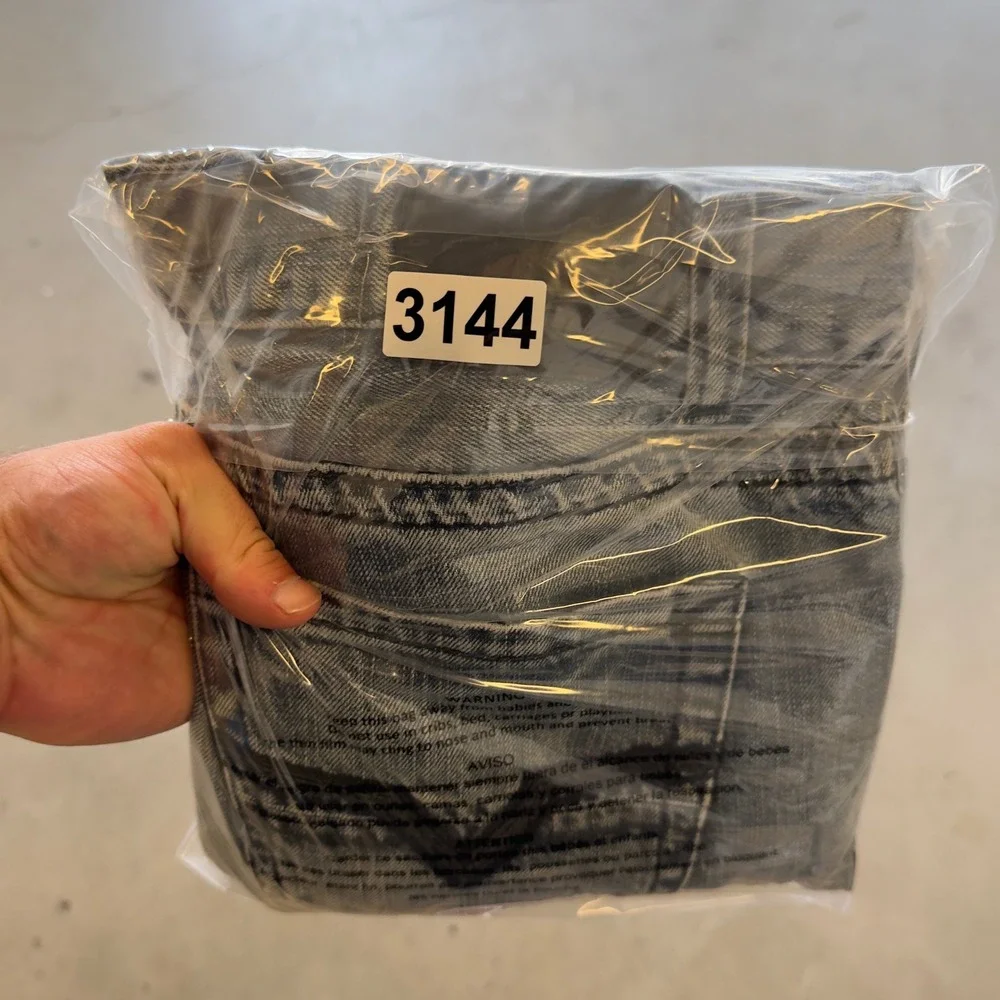 Silver Denim Mens Straight Leg Blue Jeans Embroidered Pockets Y2K Faded W36 L30